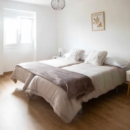 בית נופש Ag Casa Anema, 10 Huespedes A 2km De La Playa Razo
